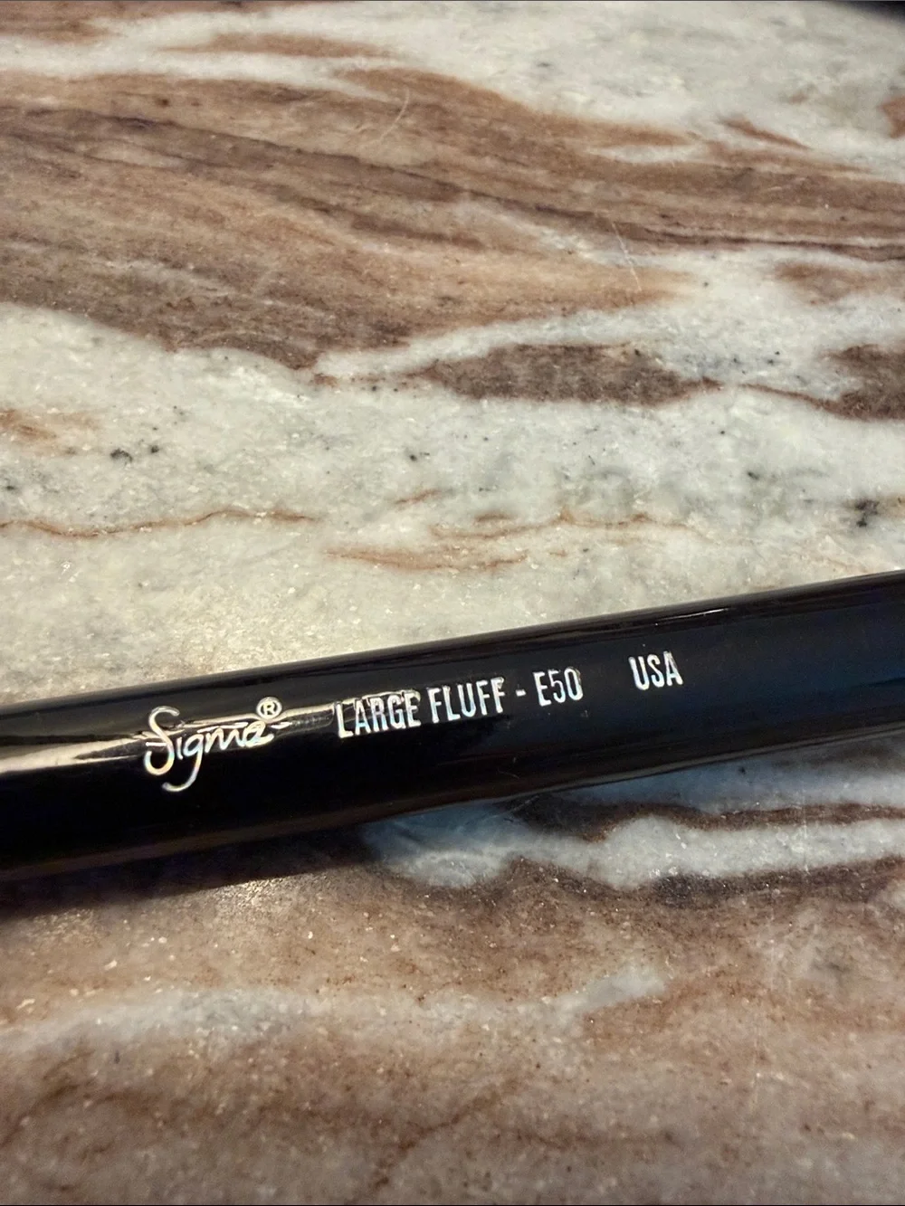 Sigma Beauty Large Fluff E50 Makeup Brush - Black and Silver